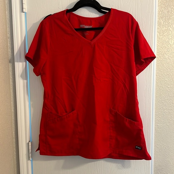 Greys Anatomy scrub top Red Size Large - Picture 1 of 3